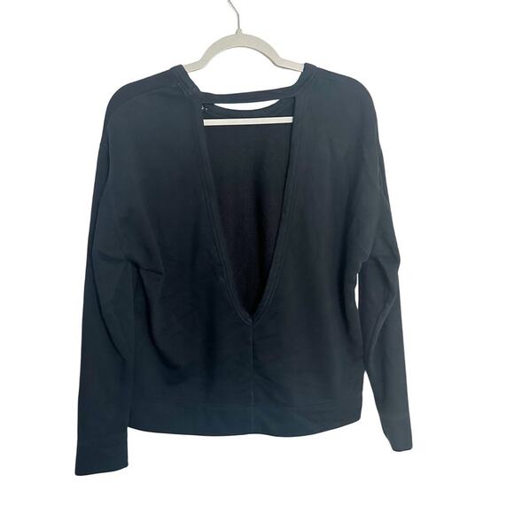 Nike Dri-Fit Versa Long Sleeve Training Top Open Back Black Size Medium - Picture 5 of 8